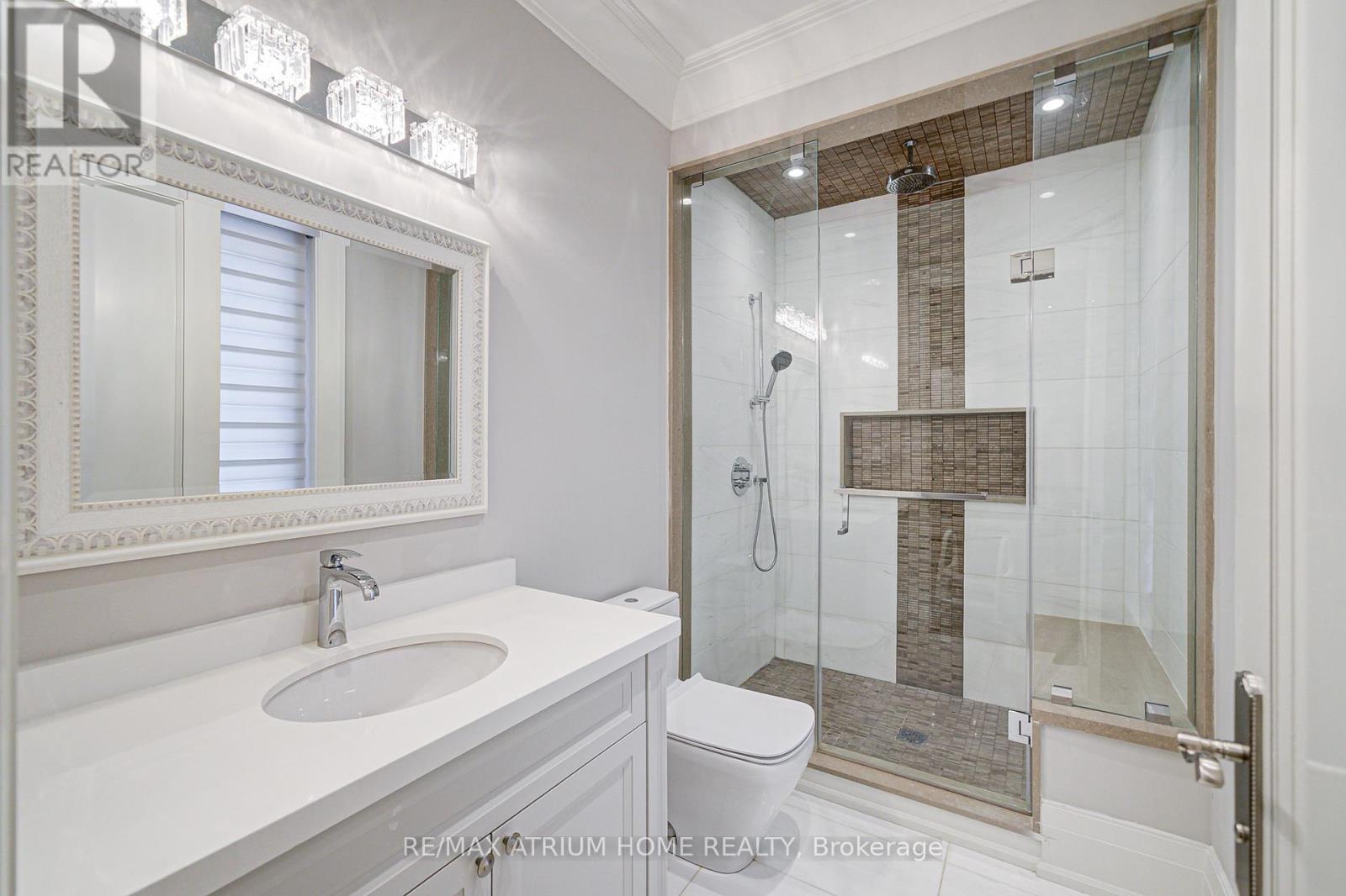 45 Boyle Drive, Richmond Hill (South Richvale), Ontario  L4C 6C8 - Photo 36 - N12286777