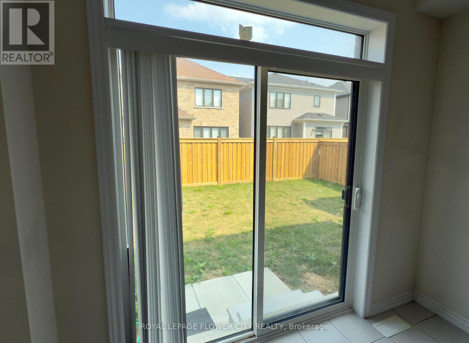 60 Whithorn Crescent, Haldimand, Ontario  N3W 0E5 - Photo 22 - X12286712