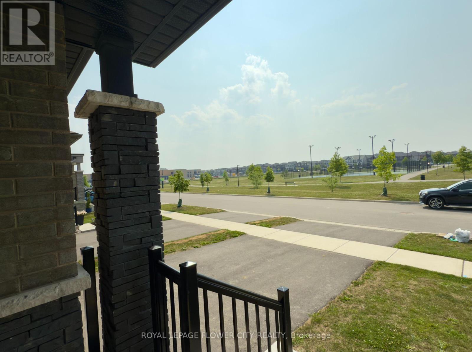 60 Whithorn Crescent, Haldimand, Ontario  N3W 0E5 - Photo 23 - X12286712