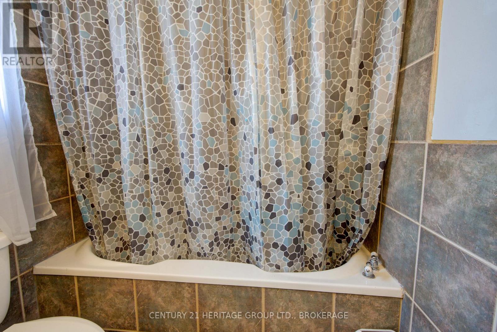 836 Milford Drive, Kingston, Ontario  K7P 1A8 - Photo 22 - X12286824