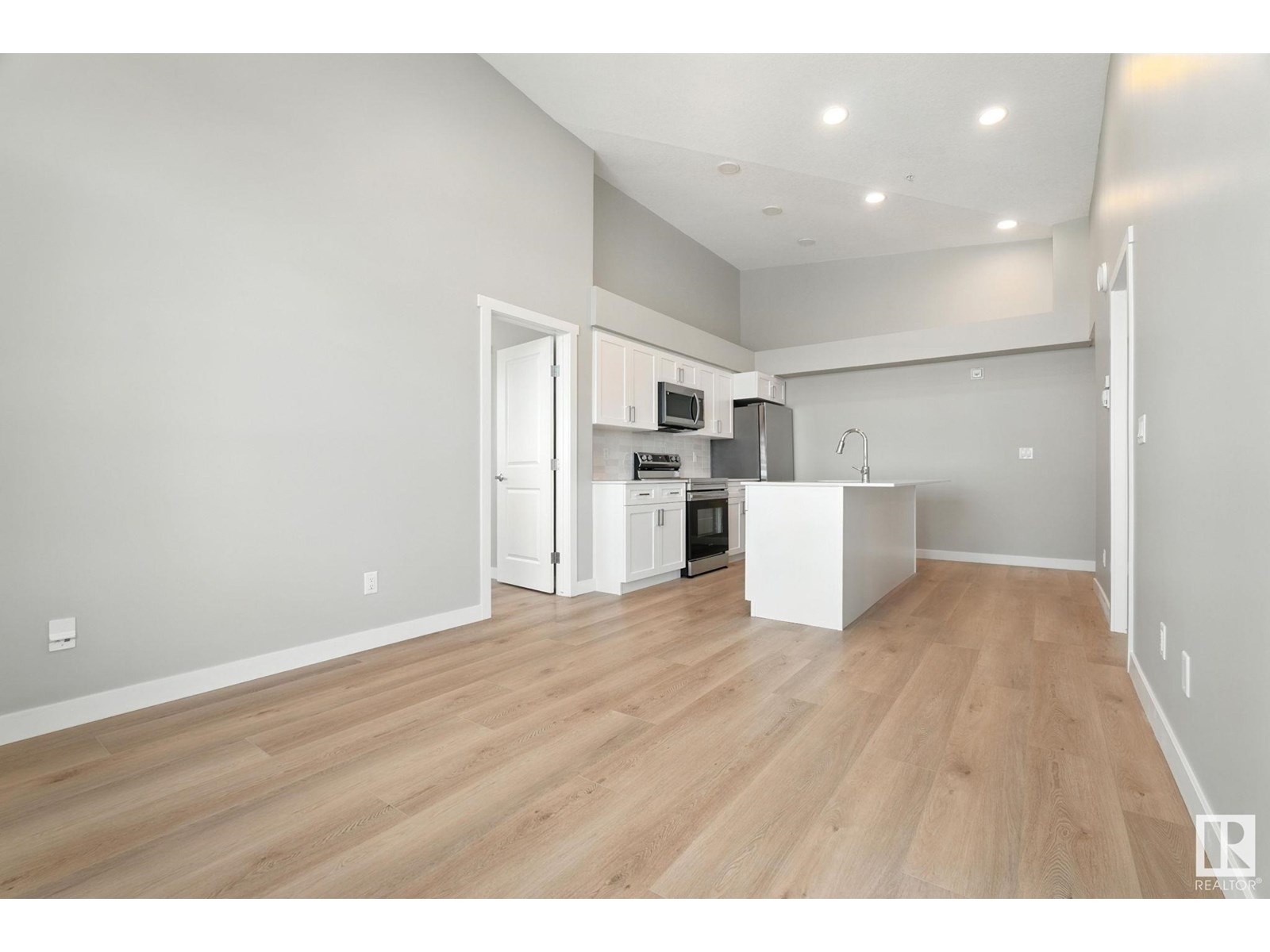 Property at #428 1506 Tamarack blv NW image 5