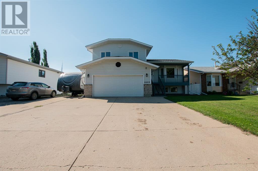 Property at 9609 72 Avenue image 2