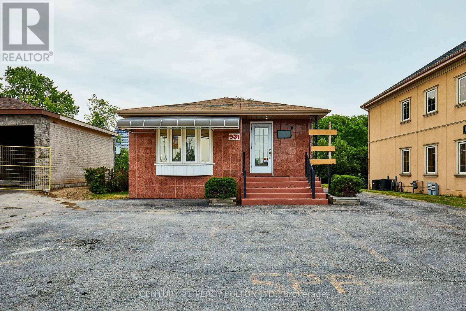 Property at 931 LIVERPOOL ROAD image 1