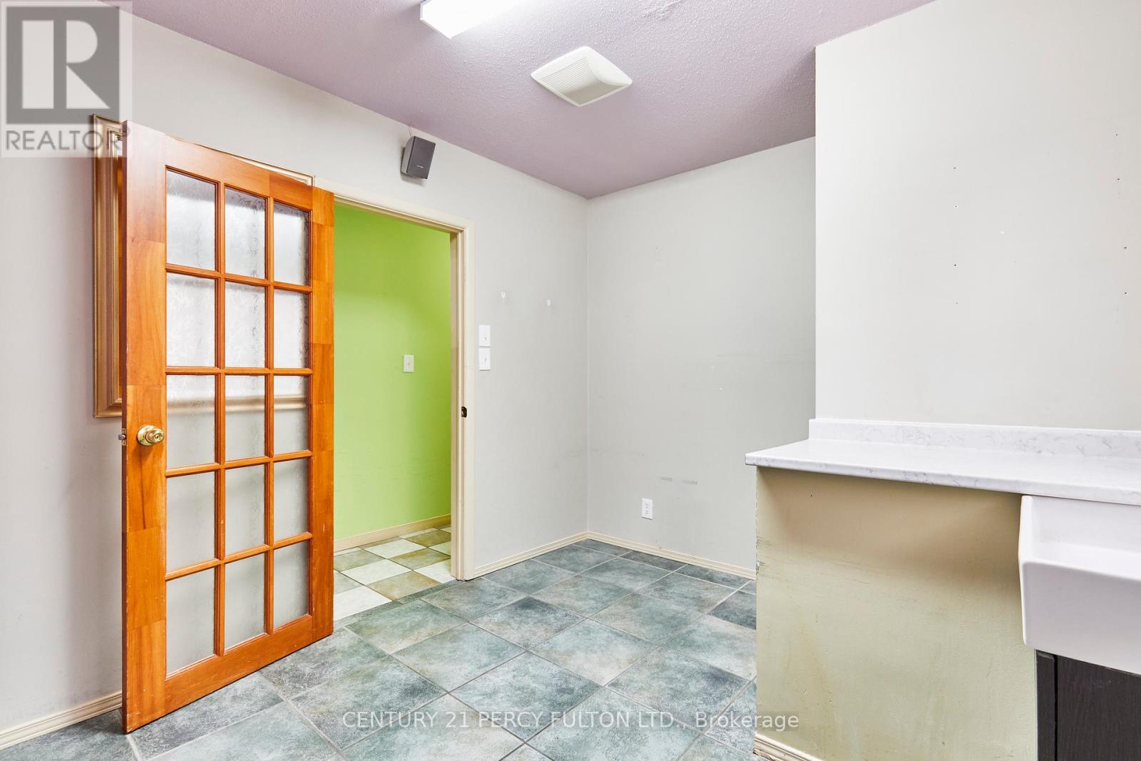 931 Liverpool Road, Pickering, Ontario  L1W 1S7 - Photo 35 - E12286902