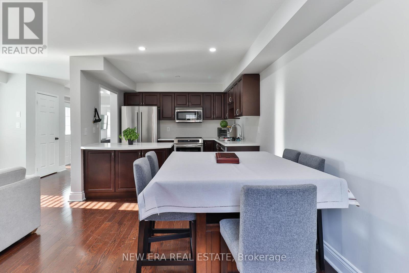 331 Davos Road, Vaughan (Vellore Village), Ontario  L4H 0M8 - Photo 13 - N12286910