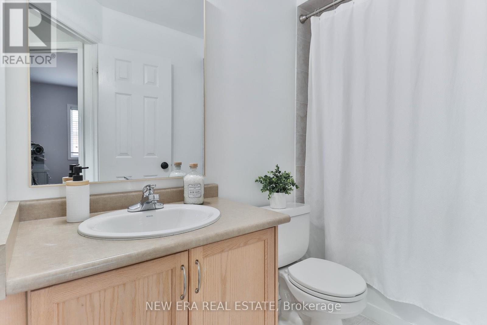 331 Davos Road, Vaughan (Vellore Village), Ontario  L4H 0M8 - Photo 22 - N12286910