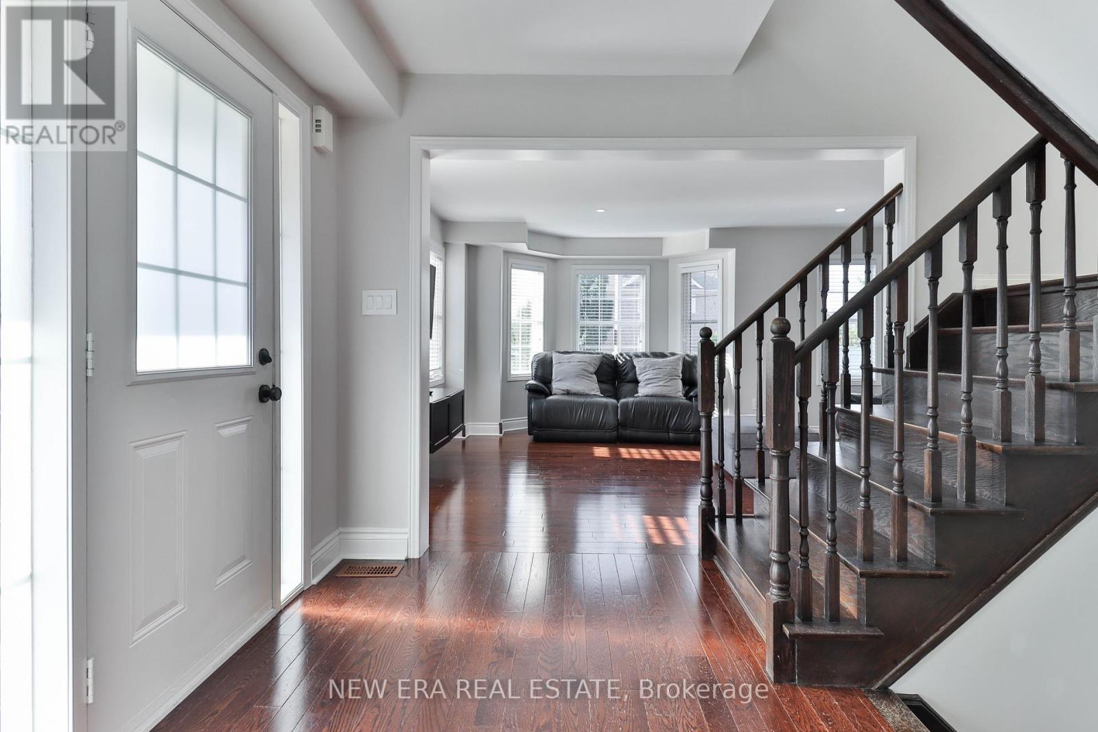 331 Davos Road, Vaughan (Vellore Village), Ontario  L4H 0M8 - Photo 9 - N12286910