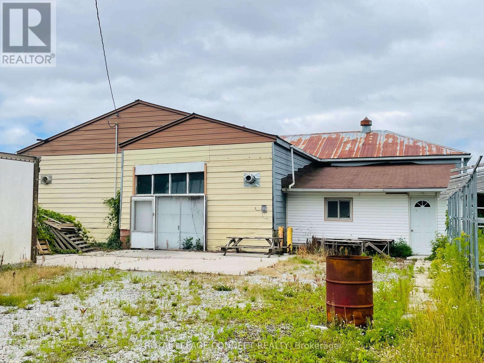 19470 Dufferin Street, King, Ontario  L3Y 4V9 - Photo 10 - N10426798