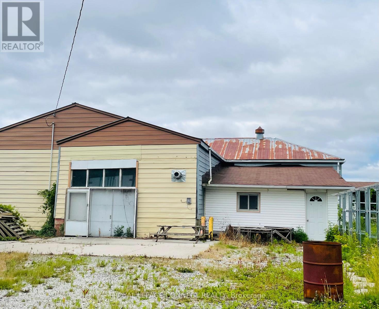19470 Dufferin Street, King, Ontario  L3Y 4V9 - Photo 11 - N10426798