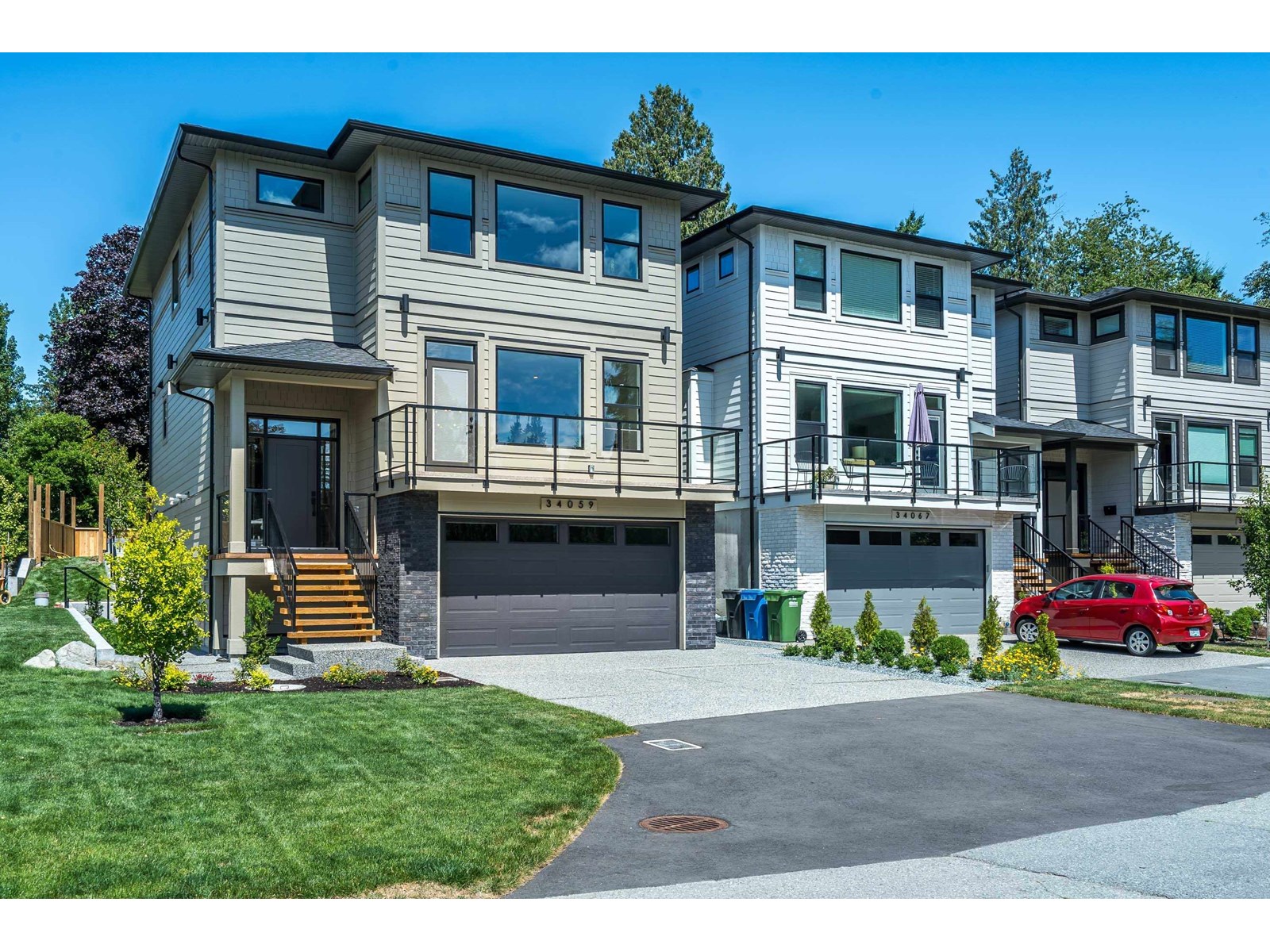 Property at 34059 WOODBINE STREET image 1