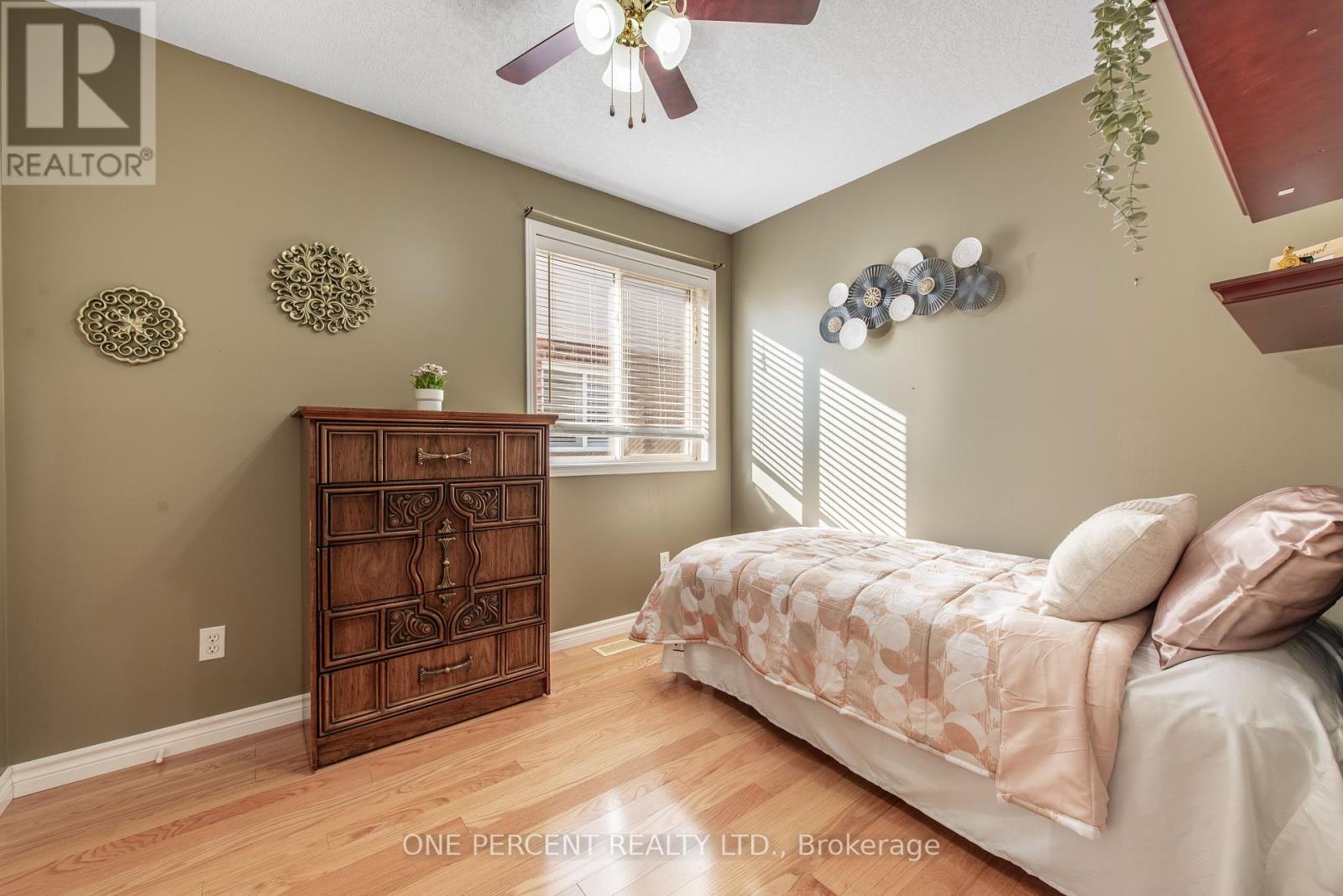 53 Biscayne Crescent, Orangeville, Ontario  L9W 5B2 - Photo 16 - W12286789