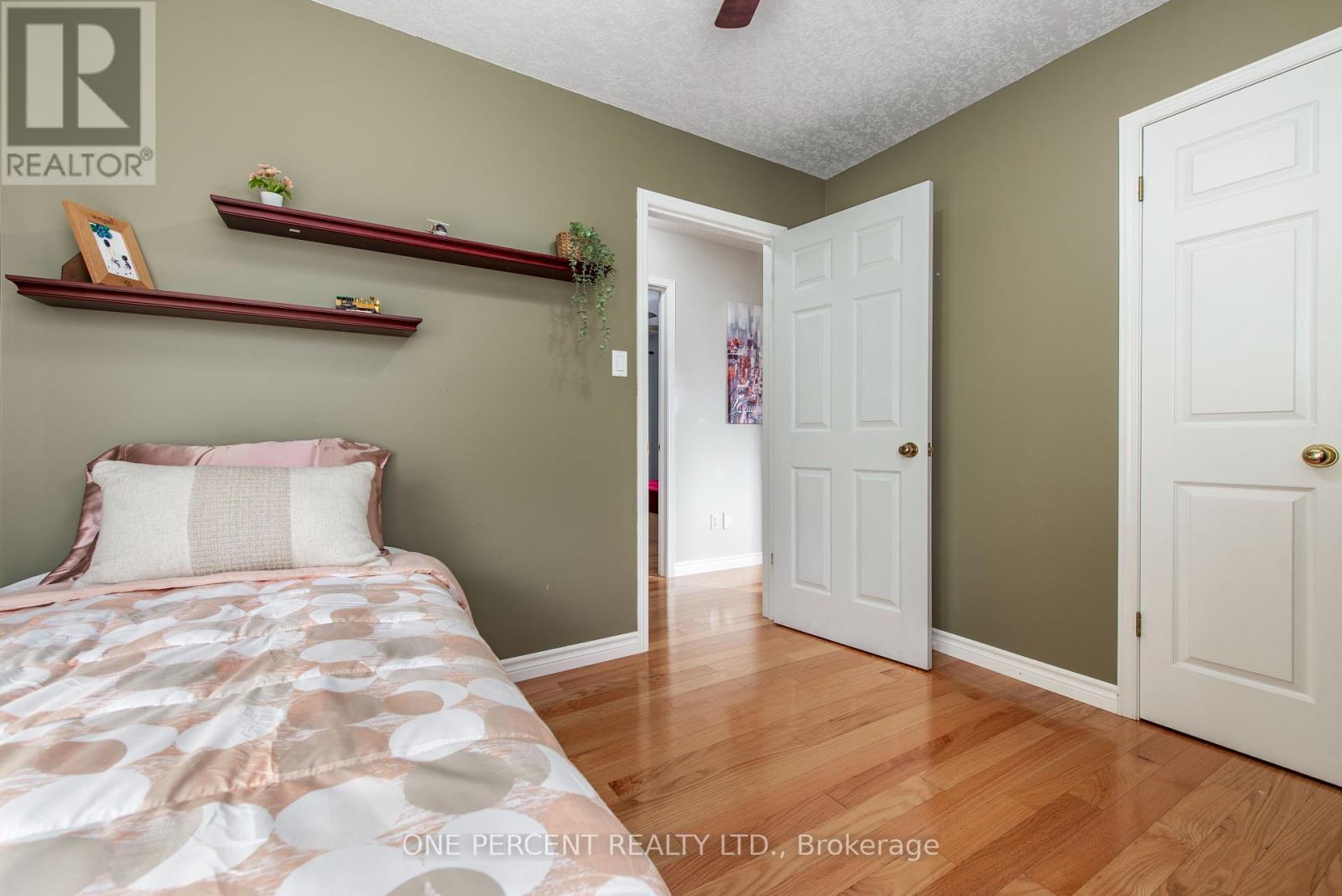 53 Biscayne Crescent, Orangeville, Ontario  L9W 5B2 - Photo 17 - W12286789