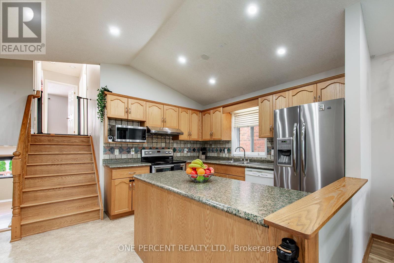 53 Biscayne Crescent, Orangeville, Ontario  L9W 5B2 - Photo 9 - W12286789