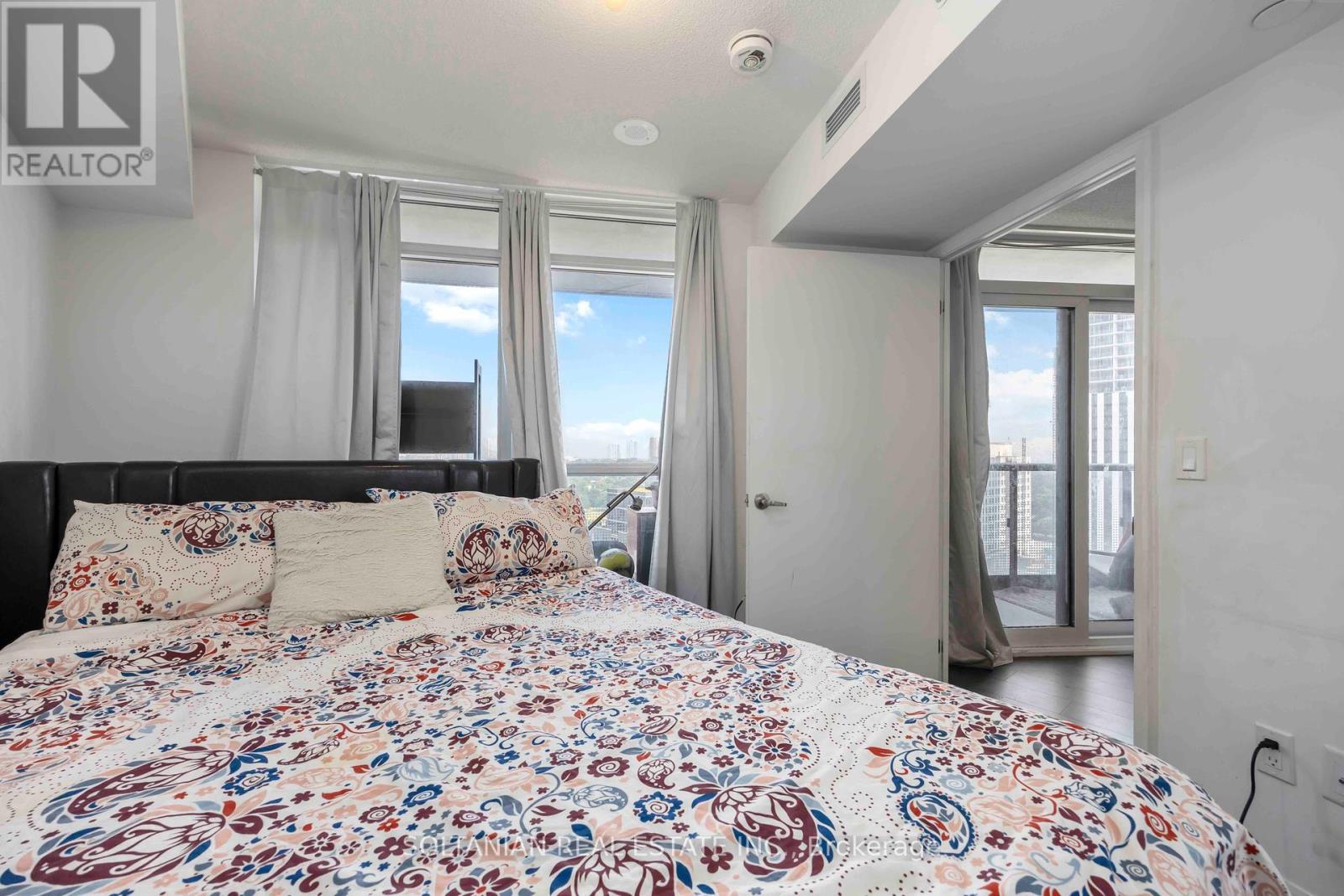 1307 - 30 Gibbs Road, Toronto, Ontario  M9B 6L6 - Photo 16 - W12286843