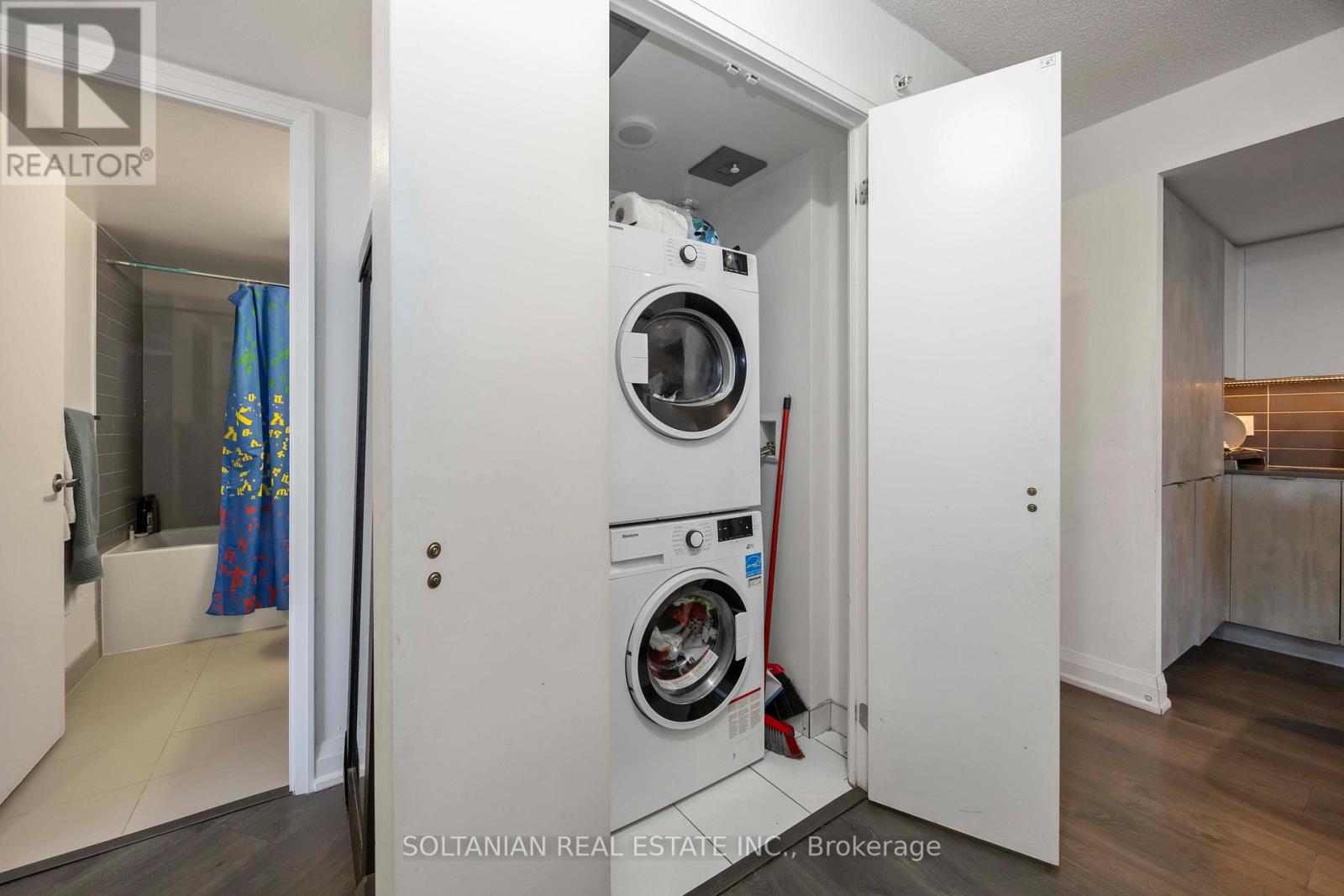1307 - 30 Gibbs Road, Toronto, Ontario  M9B 6L6 - Photo 24 - W12286843