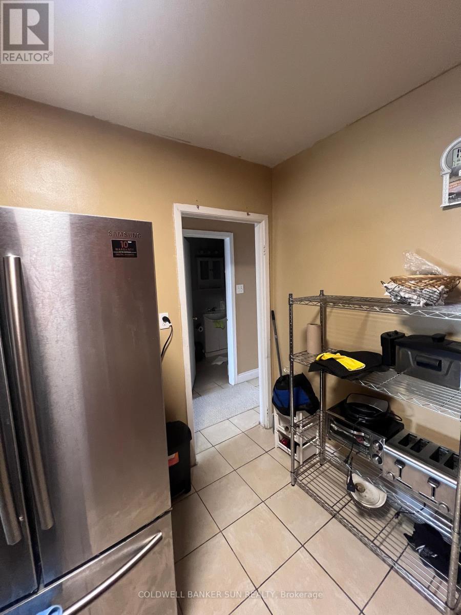 7066 Airport Road, Mississauga (Malton), Ontario  L4T 2G8 - Photo 9 - W12286875