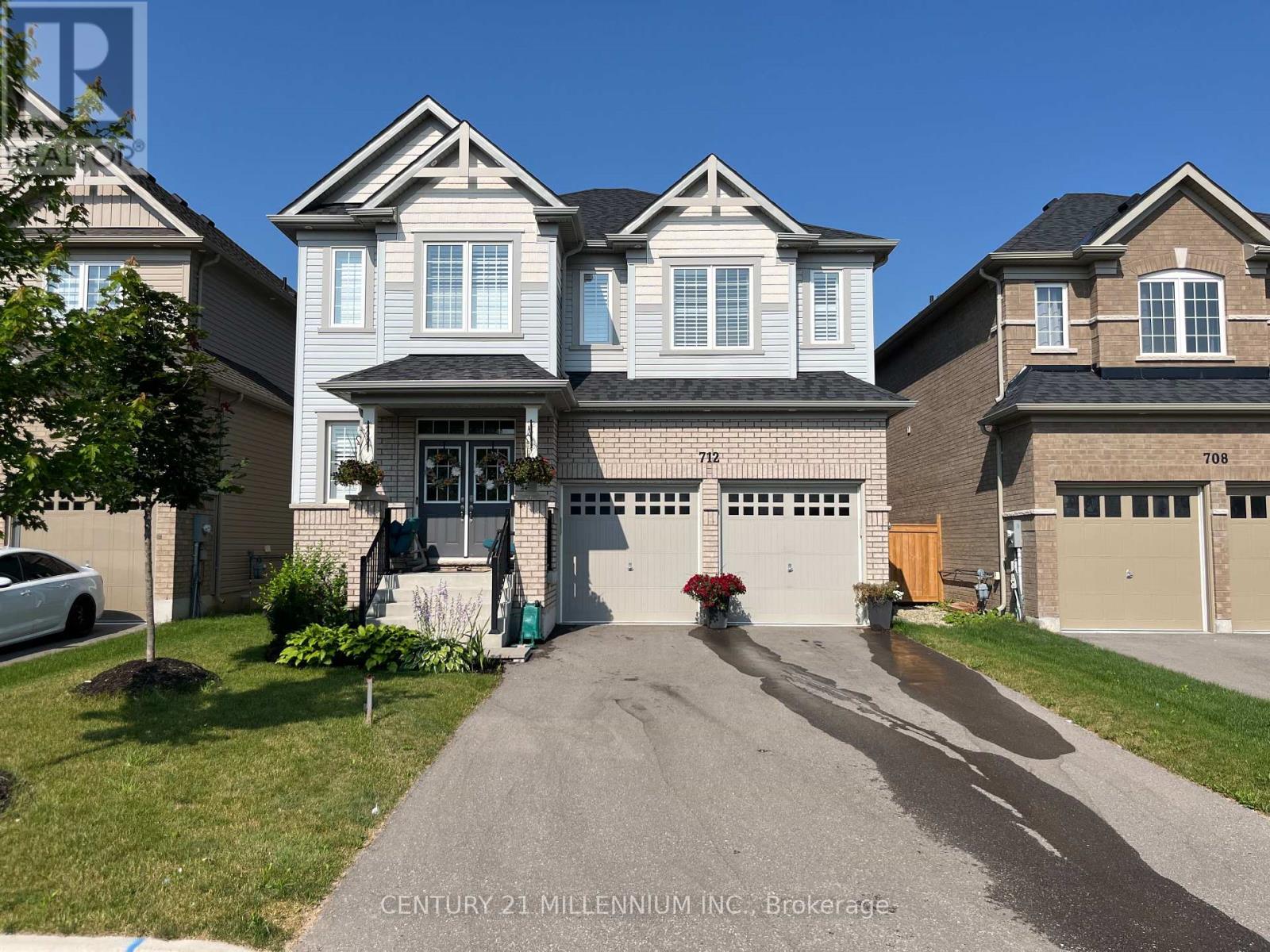 Property at 712 GILMOUR CRESCENT image 1