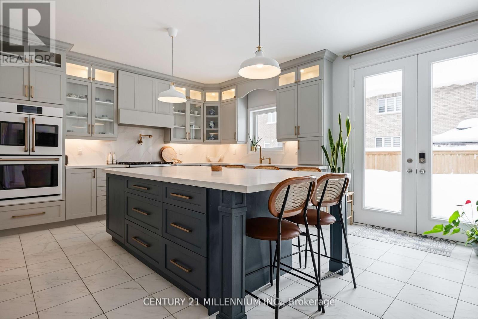 712 Gilmour Crescent, Shelburne, Ontario  L0N 1S3 - Photo 17 - X12286799