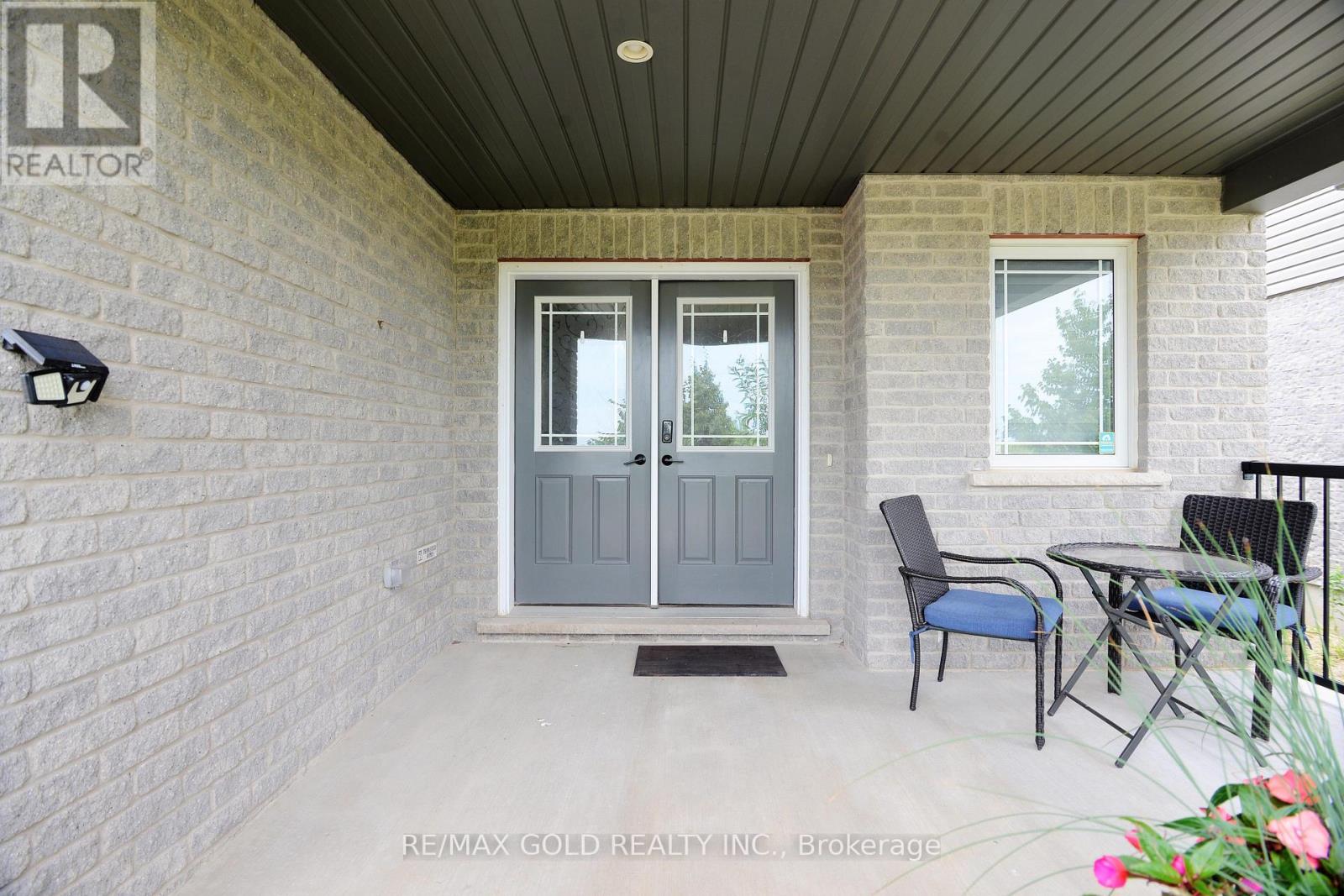 7 Hunt Street, East Luther Grand Valley, Ontario  L9W 6W5 - Photo 4 - X12286881