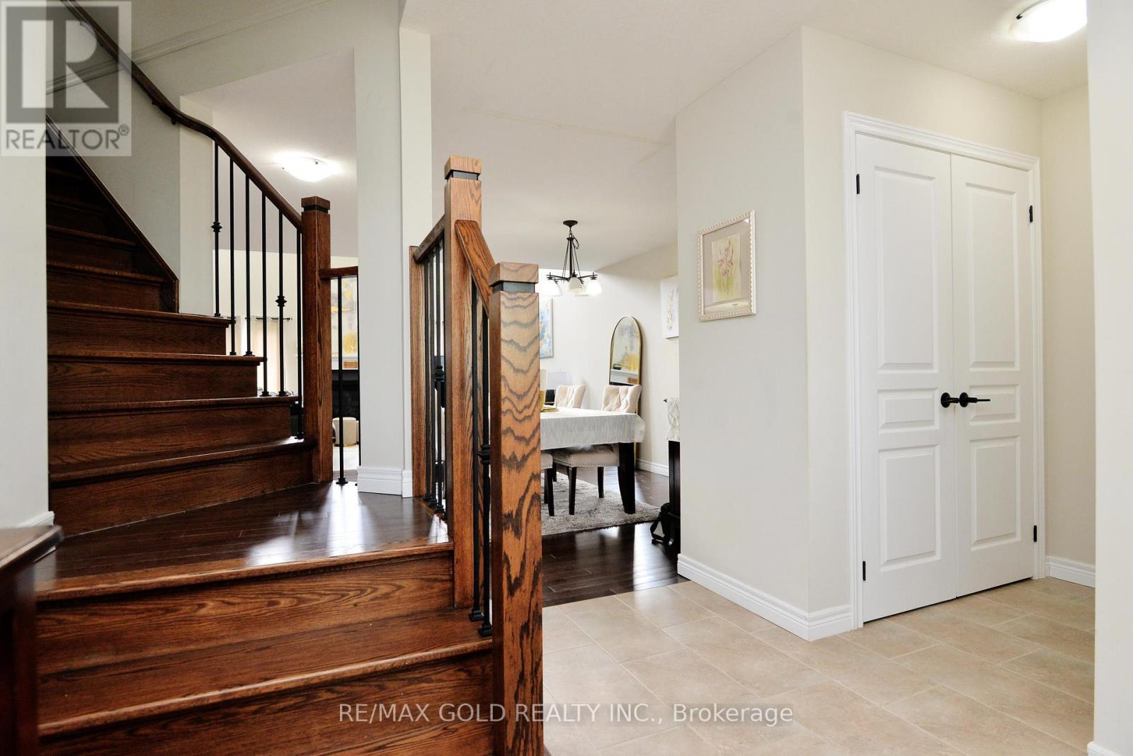 7 Hunt Street, East Luther Grand Valley, Ontario  L9W 6W5 - Photo 7 - X12286881