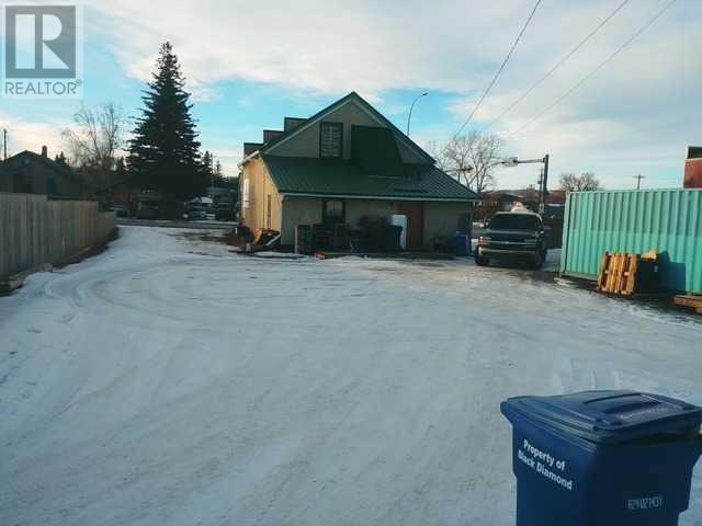 206 Government Road S, Diamond Valley, Alberta  T0L 0H0 - Photo 14 - A2234739