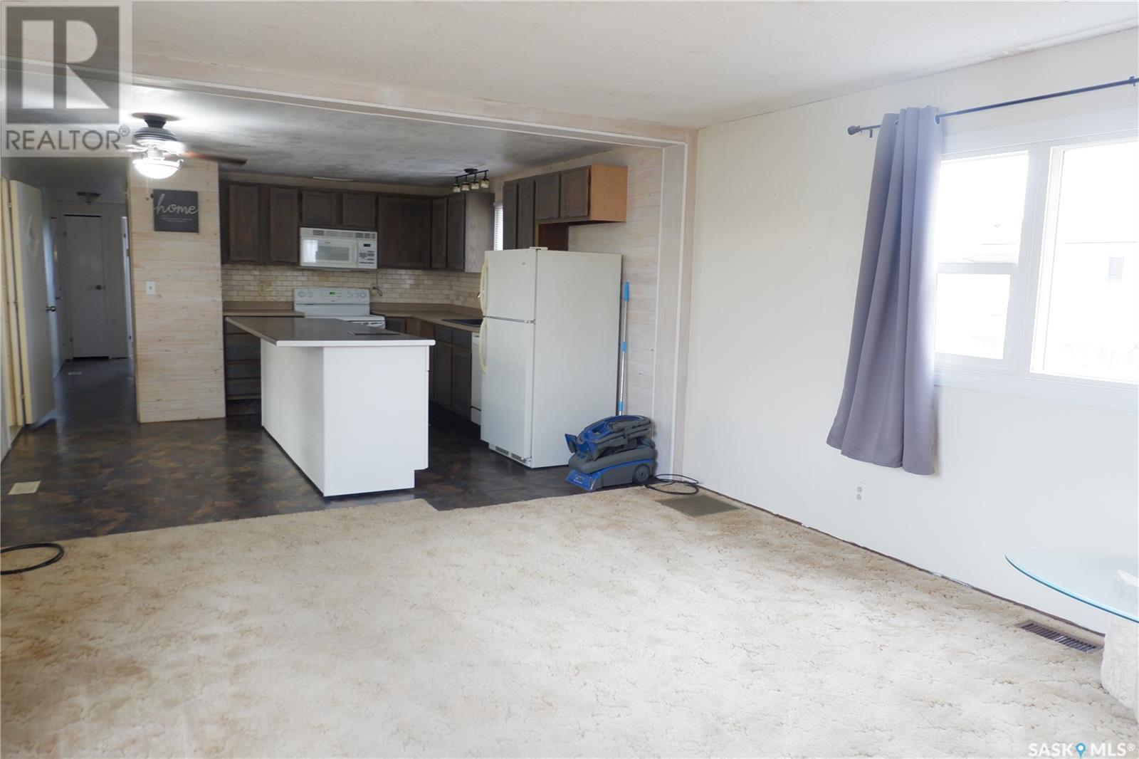 67 Sunrise Estates, Assiniboia, Saskatchewan  S0H 0B0 - Photo 14 - SK012702