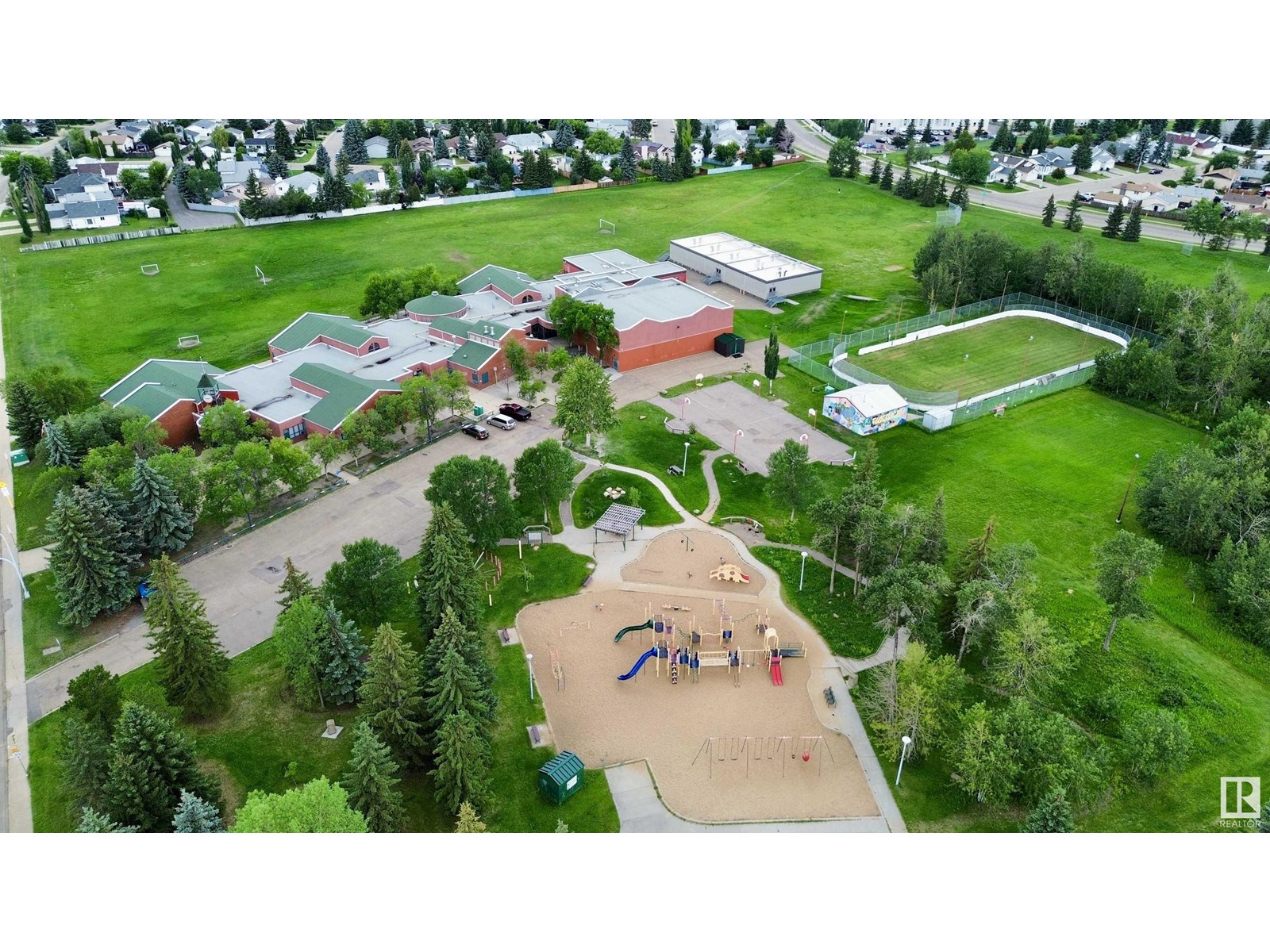 1411 35 St Nw, Edmonton, Alberta  T6L 2M2 - Photo 23 - E4447881