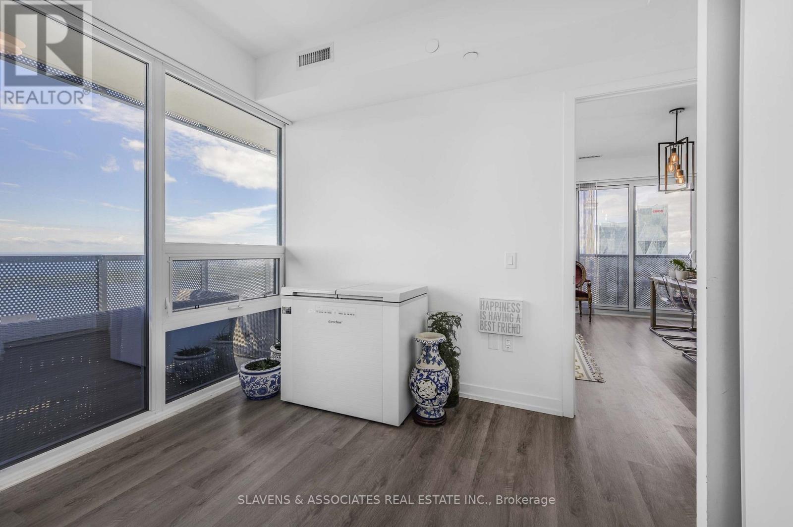 6609 - 138 Downes Street, Toronto, Ontario  M5E 0E4 - Photo 14 - C12286916