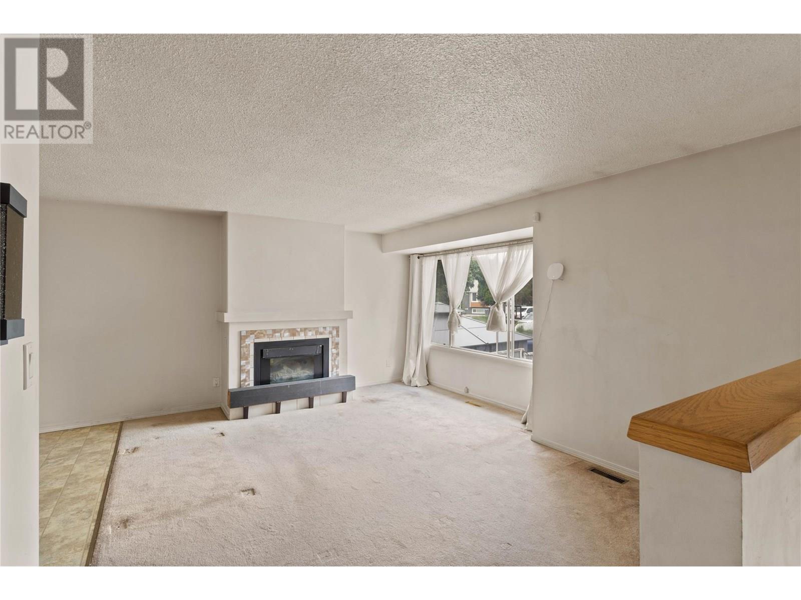 Property at 1629 Spartan Place image 4