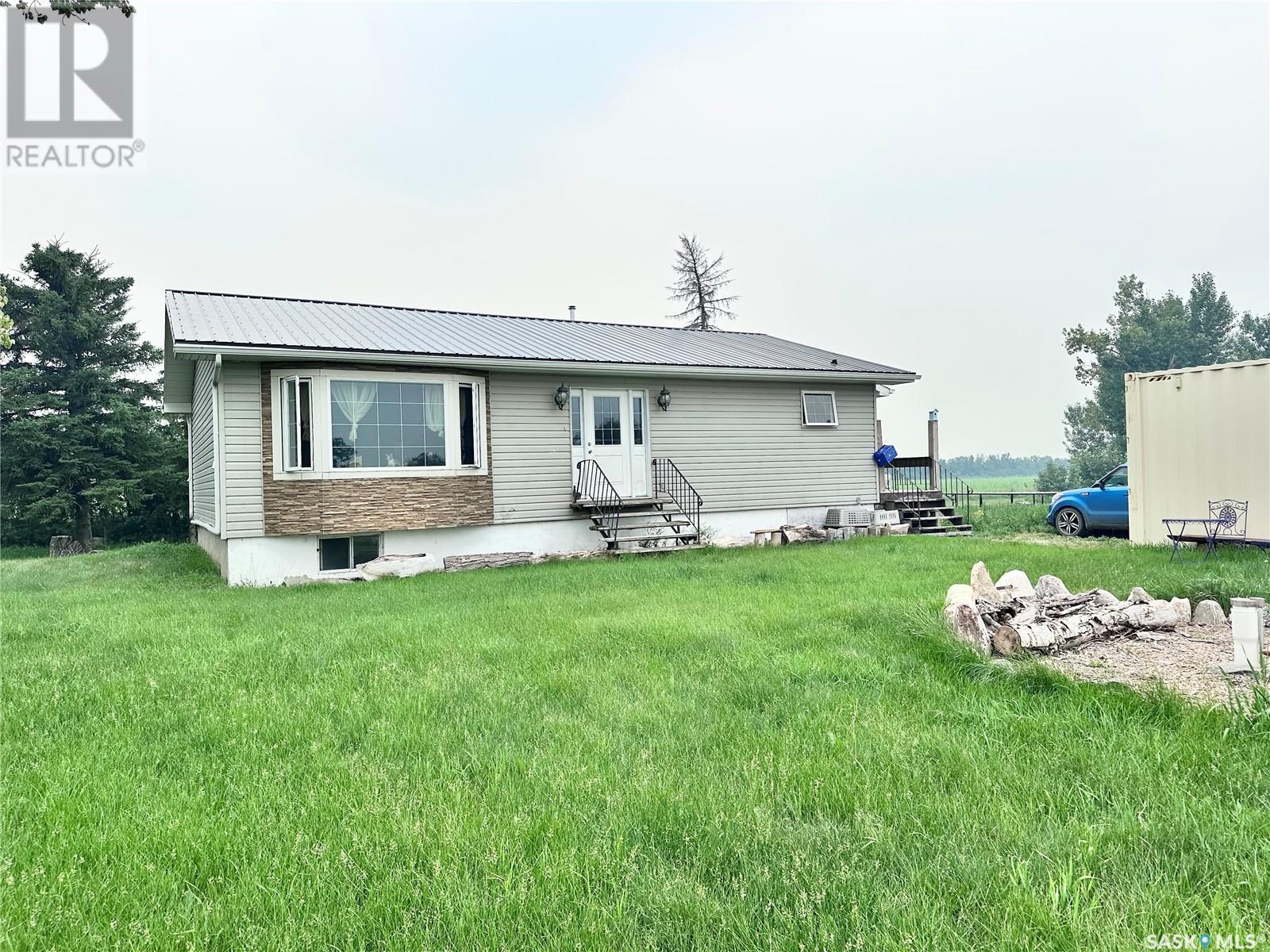 HUSSEY Acreage, Marriott Rm No. 317, Saskatchewan