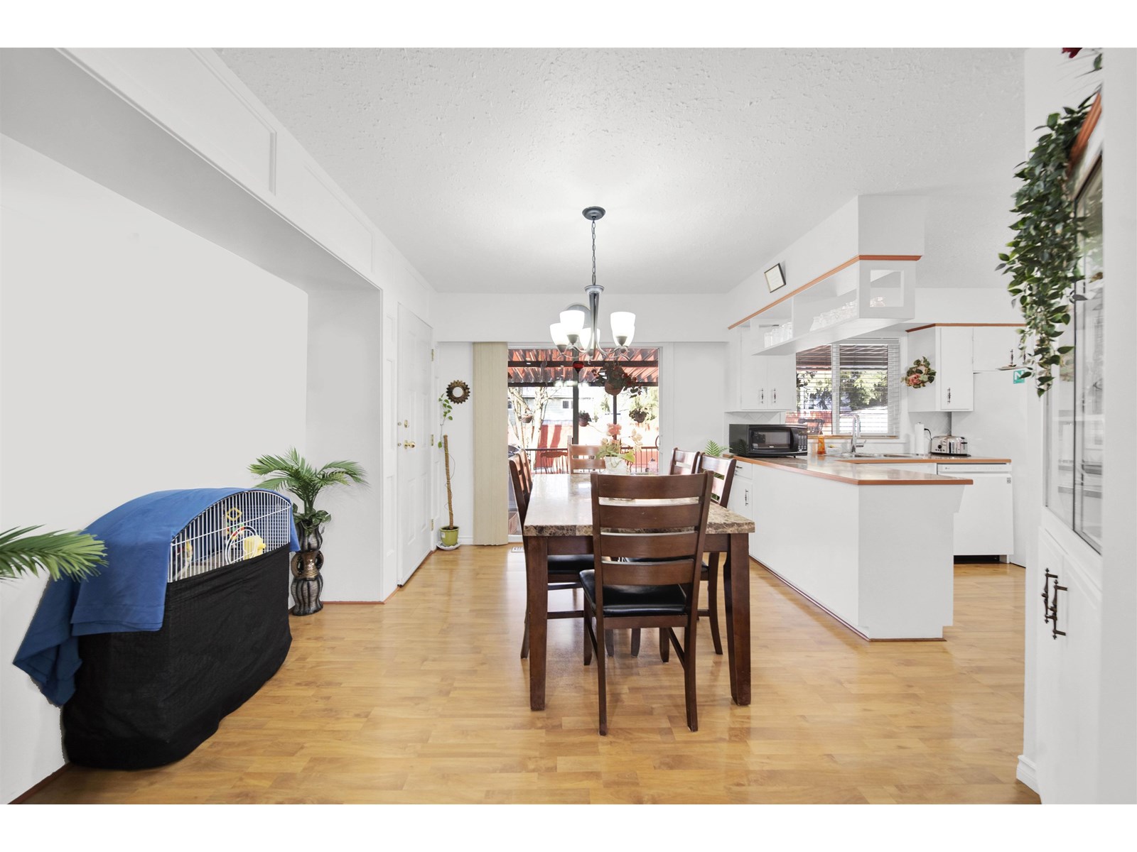 Property at 26655 32 AVENUE image 3