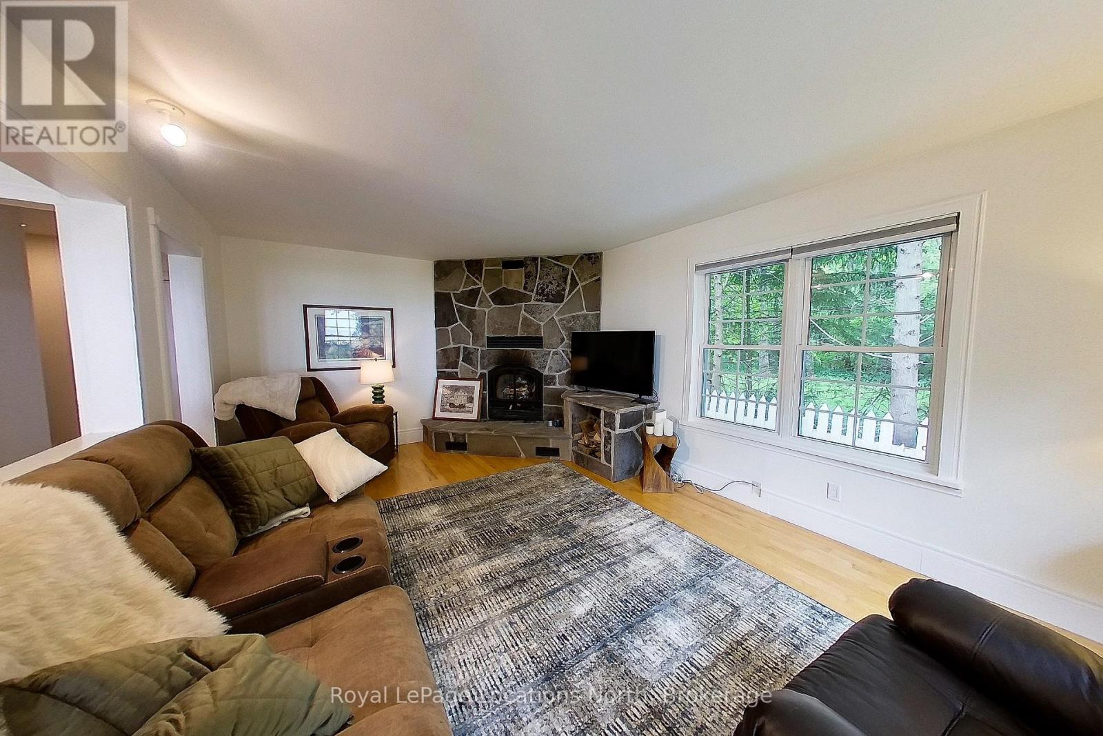 47 Vera Street, Meaford, Ontario  N4L 1B2 - Photo 28 - X12286955