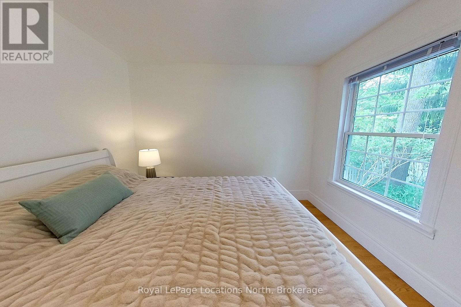 47 Vera Street, Meaford, Ontario  N4L 1B2 - Photo 6 - X12286955