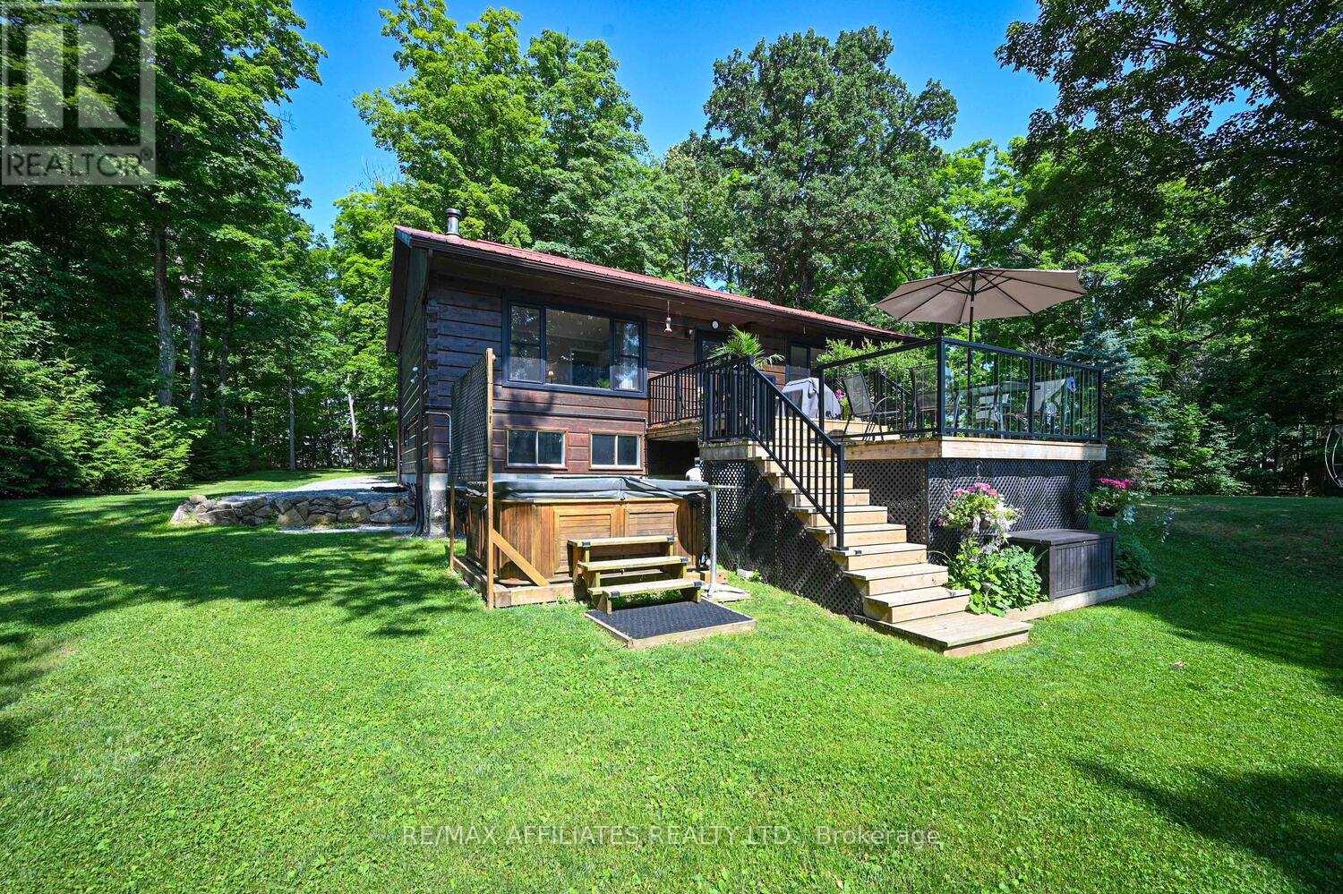 133 Sugarhouse Lane, Rideau Lakes, Ontario  K0G 1X0 - Photo 2 - X12286985