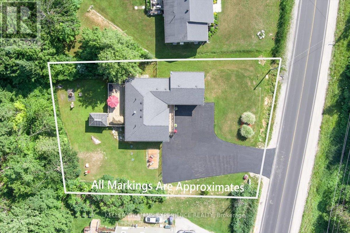 Property at 158 MOONSTONE ROAD E image 5