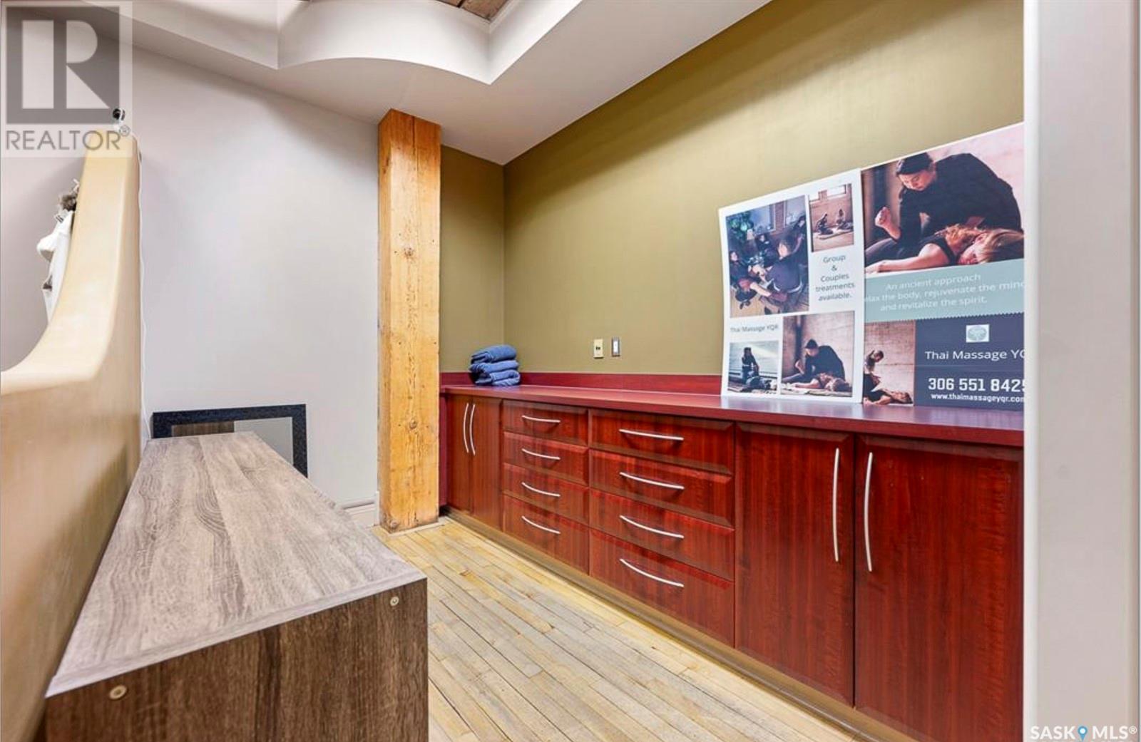 200p 1275 Broad Street, Regina, Saskatchewan  S4R 1Y2 - Photo 2 - SK992490