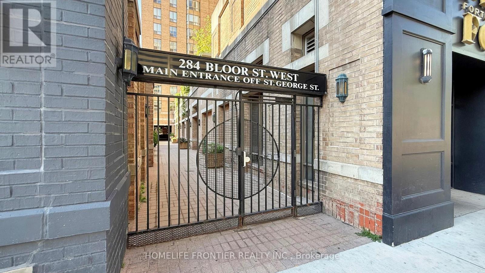 806 - 284 Bloor Street, Toronto (Annex), Ontario  M5S 3B8 - Photo 1 - C12286946