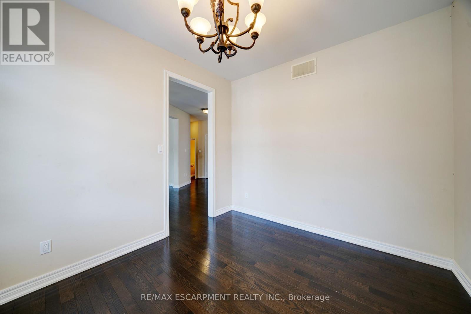 11 Belsey Lane, Clarington, Ontario  L1B 0B3 - Photo 11 - E12287012