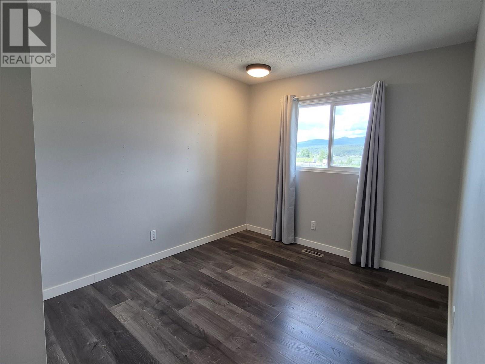 1100 2nd Avenue S, Cranbrook, British Columbia  V1C 2B3 - Photo 14 - 10355991