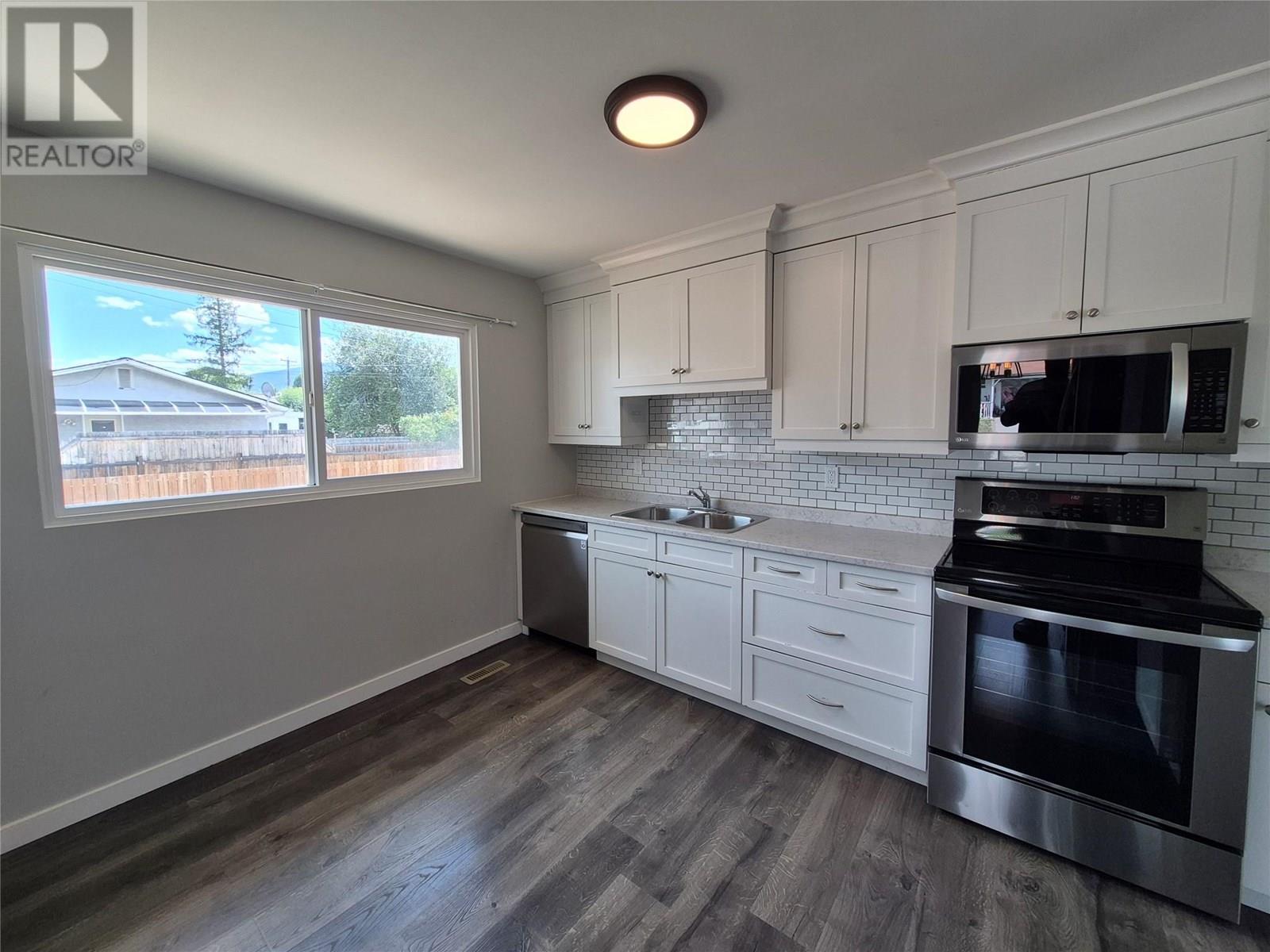 1100 2nd Avenue S, Cranbrook, British Columbia  V1C 2B3 - Photo 10 - 10355991