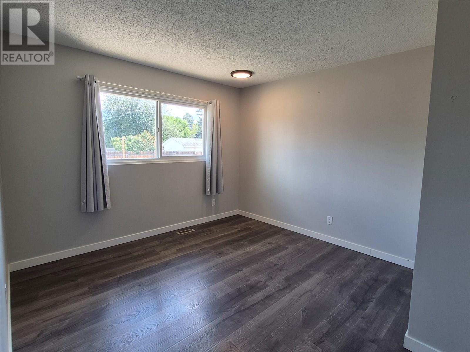 1100 2nd Avenue S, Cranbrook, British Columbia  V1C 2B3 - Photo 12 - 10355991