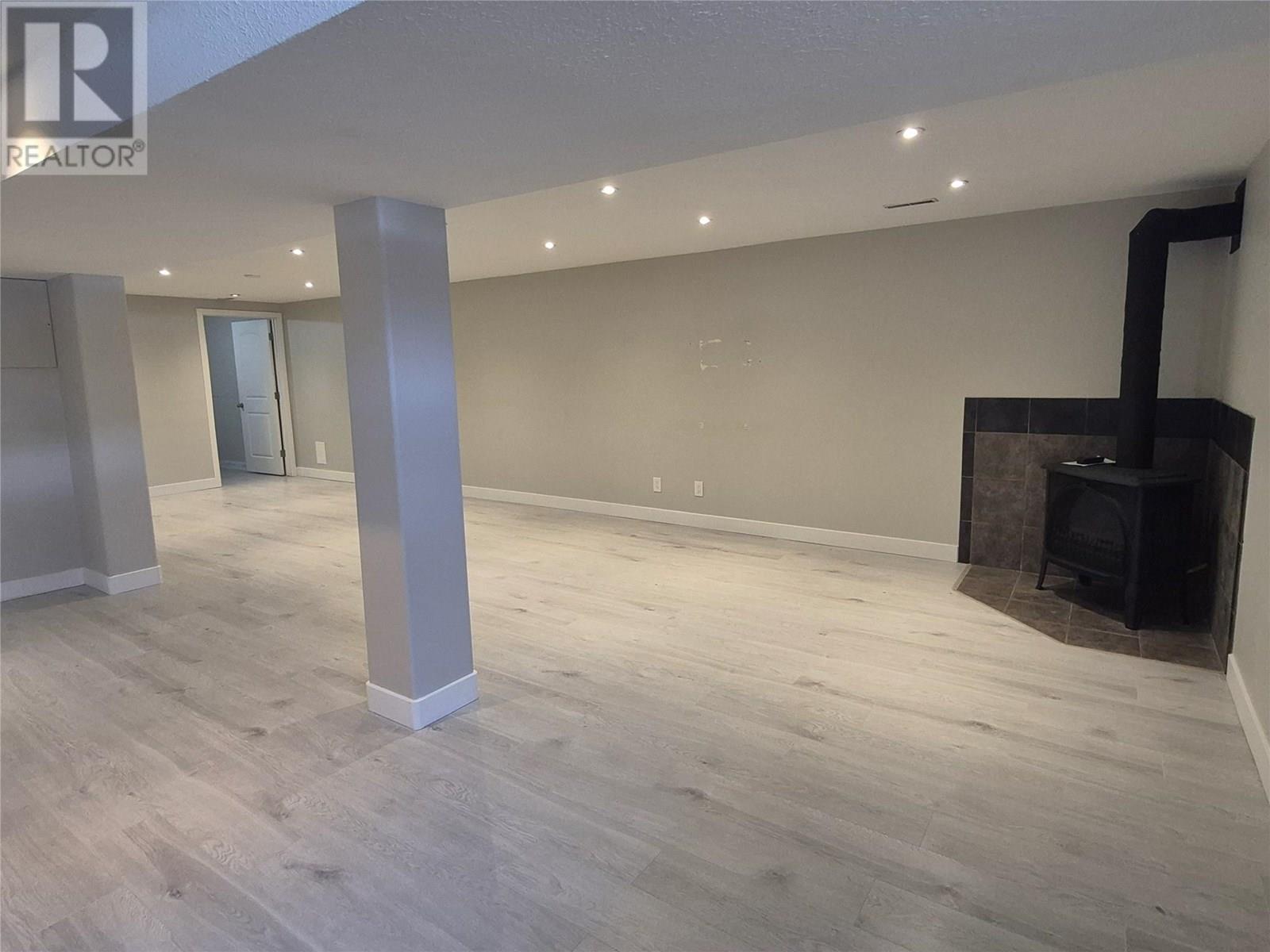 1100 2nd Avenue S, Cranbrook, British Columbia  V1C 2B3 - Photo 17 - 10355991