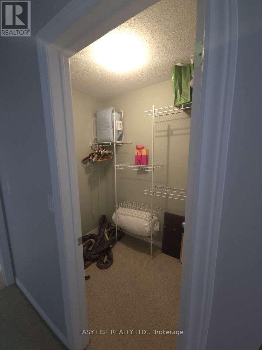 4335 Bluepoint Drive, Plympton-Wyoming, Ontario  N0N 1J6 - Photo 24 - X12286959