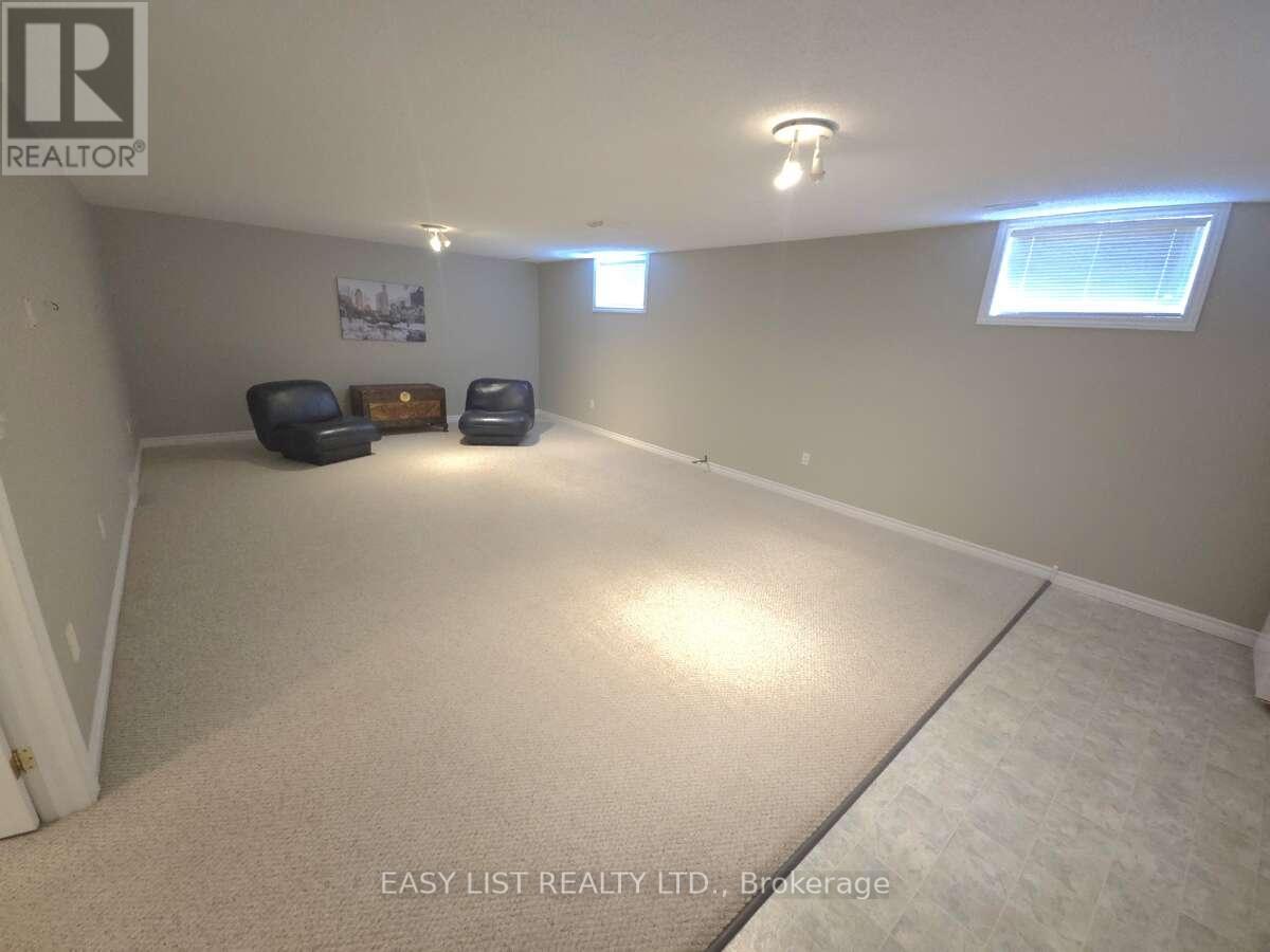 4335 Bluepoint Drive, Plympton-Wyoming, Ontario  N0N 1J6 - Photo 29 - X12286959