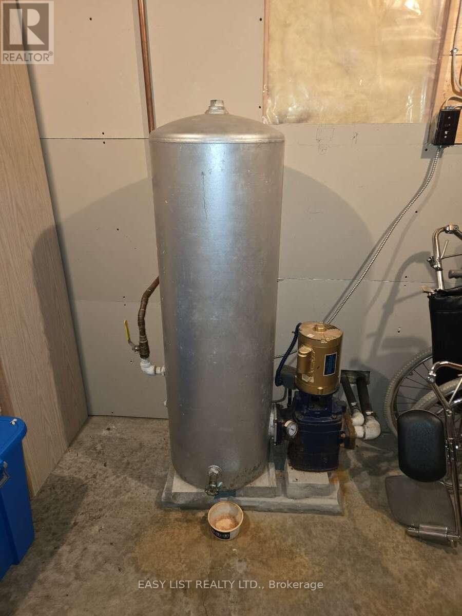 4335 Bluepoint Drive, Plympton-Wyoming, Ontario  N0N 1J6 - Photo 42 - X12286959