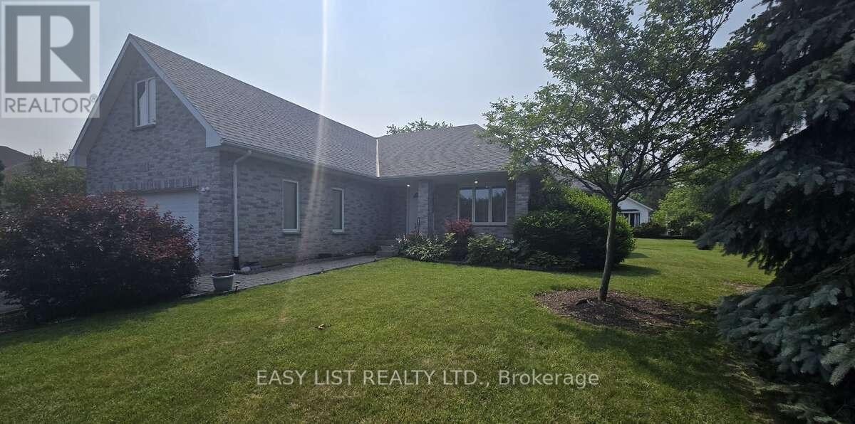 4335 Bluepoint Drive, Plympton-Wyoming, Ontario  N0N 1J6 - Photo 5 - X12286959