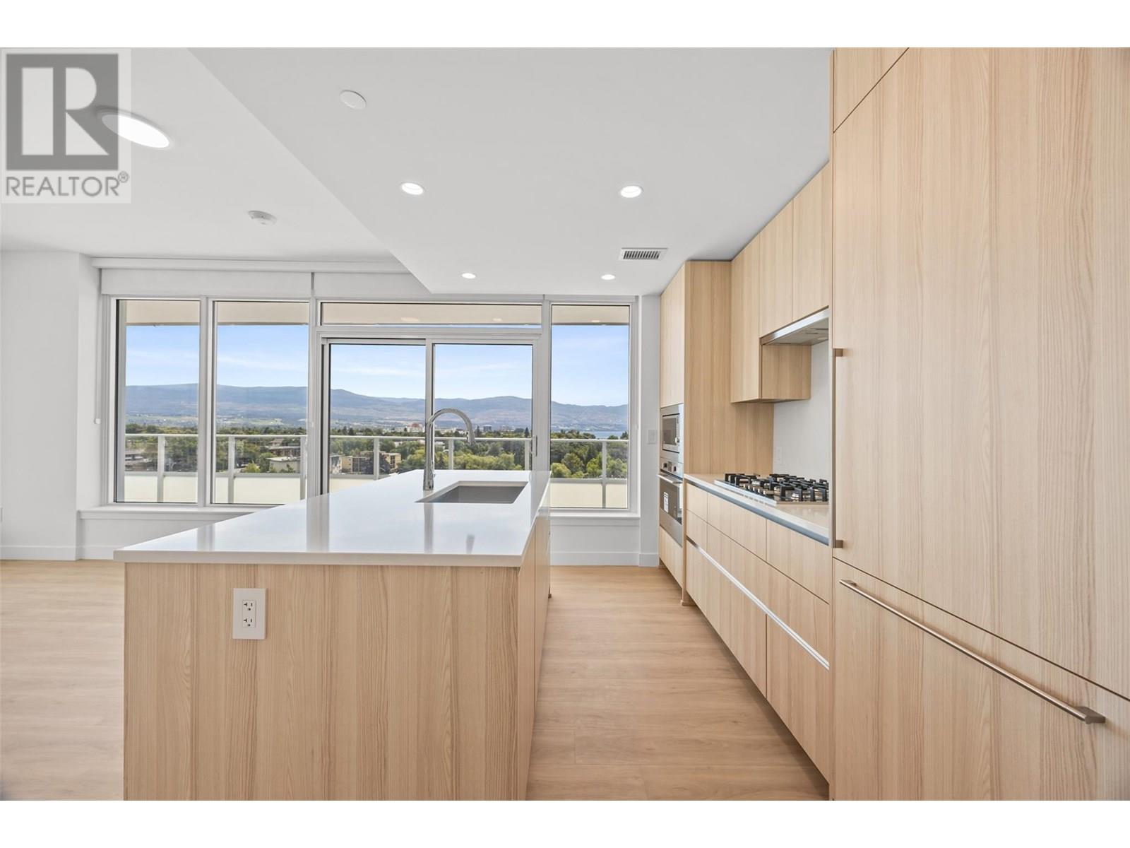 Property at 238 Leon Avenue Unit# 804 image 1
