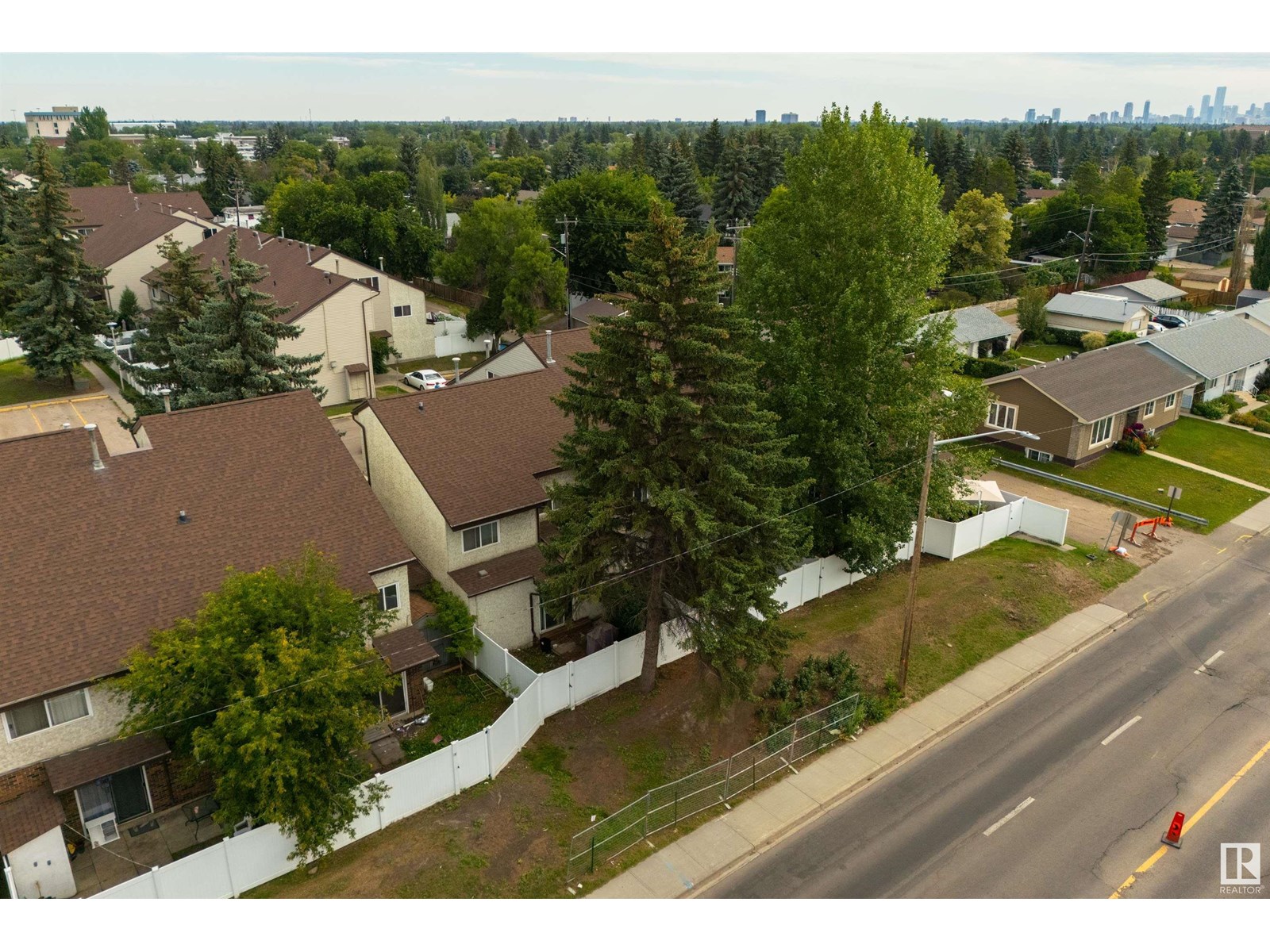 2b Meadowlark Vg Nw, Edmonton, Alberta  T5R 5X3 - Photo 44 - E4447891