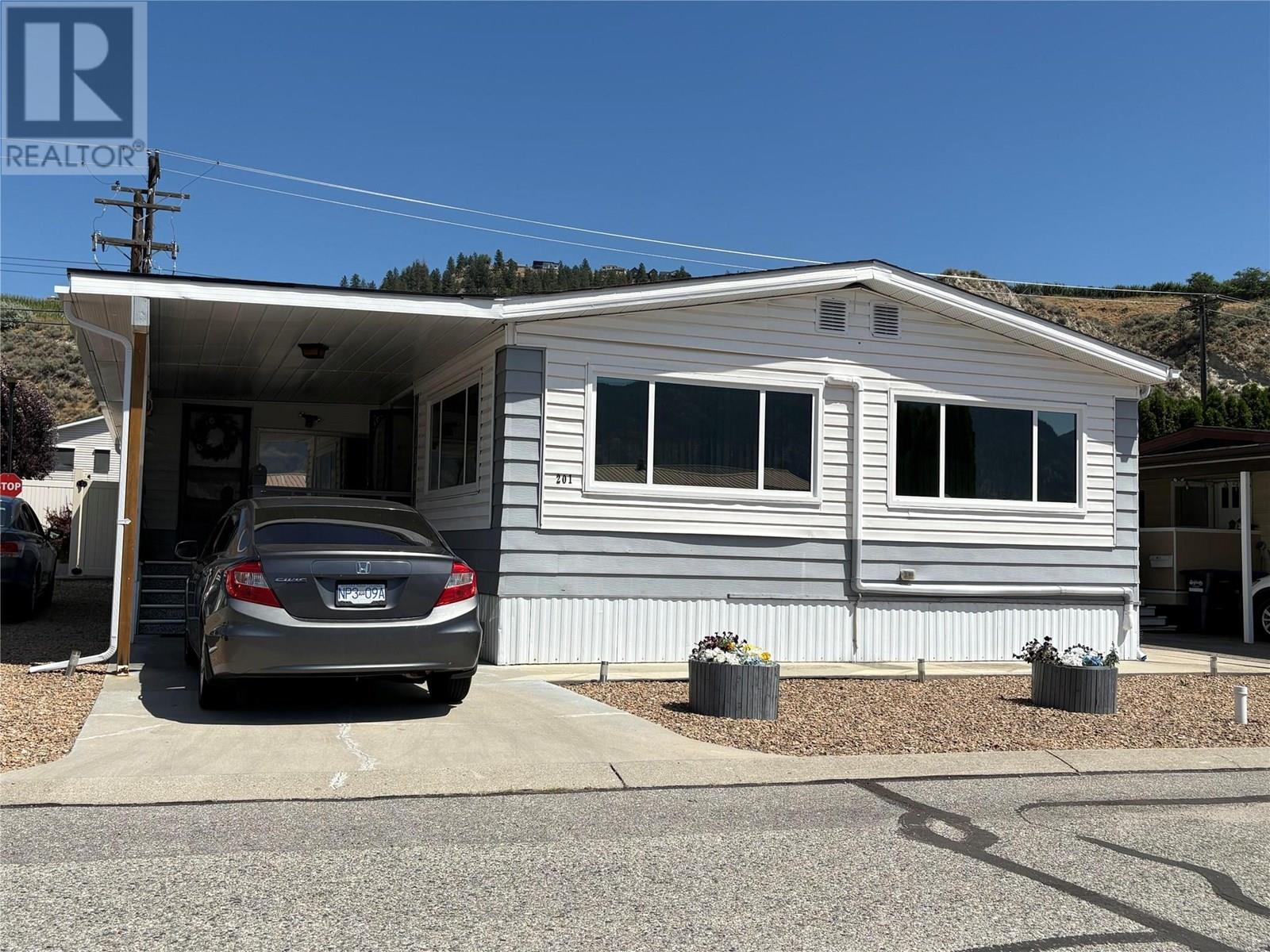 3105 South Main Street Unit# 201, penticton, British Columbia