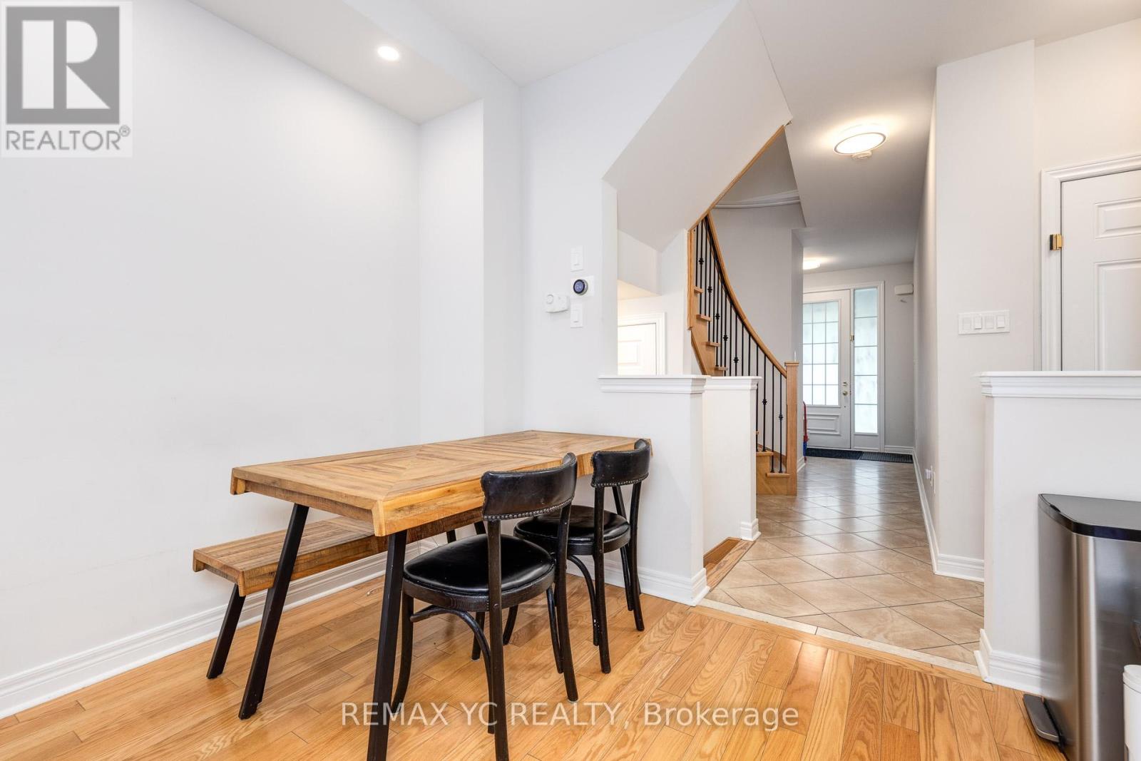 87 Chayna Crescent, Vaughan (Patterson), Ontario  L6A 0N1 - Photo 7 - N12287024
